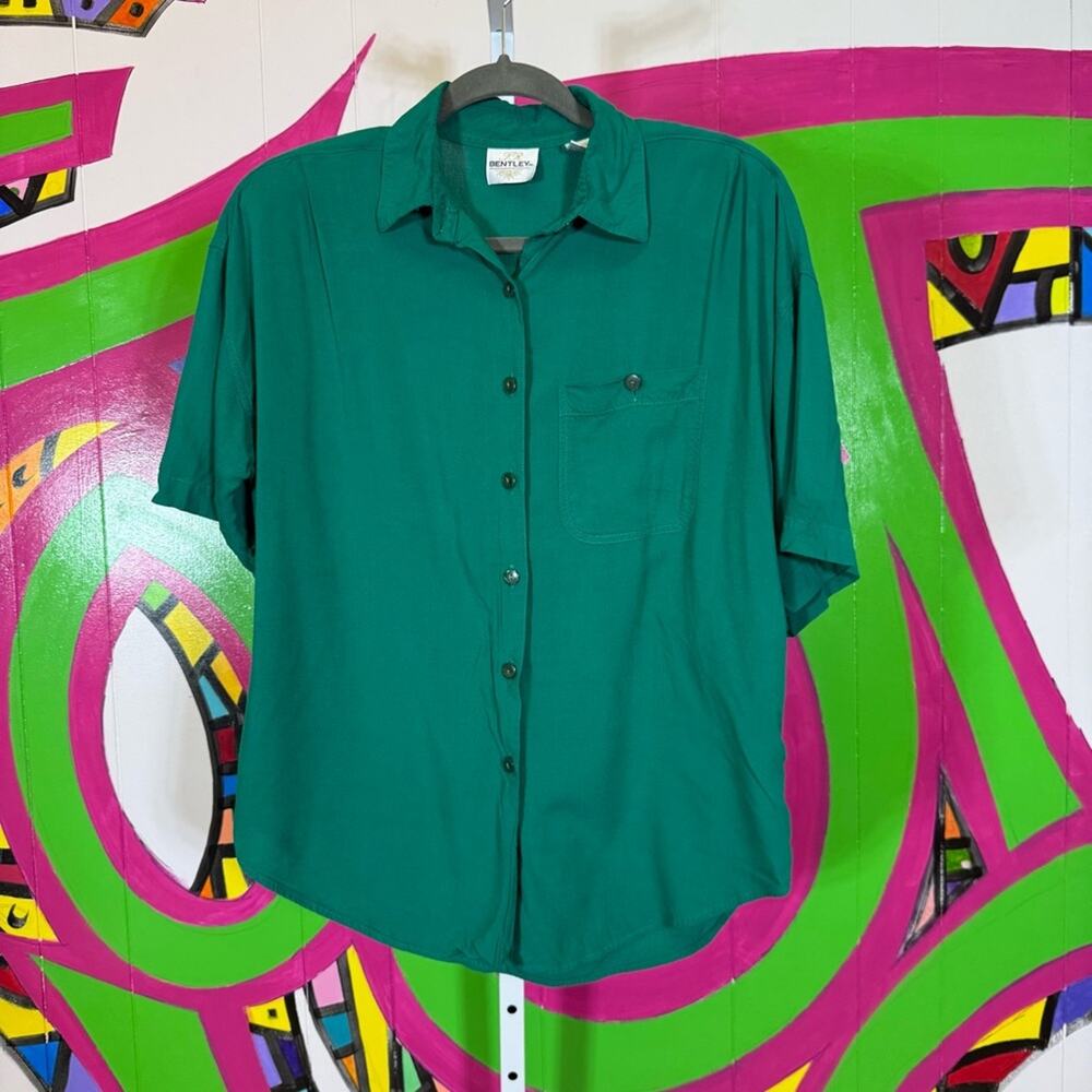 Bentley, Vintage Green Button-Up Shirt with shoulder pads. Size Medium.